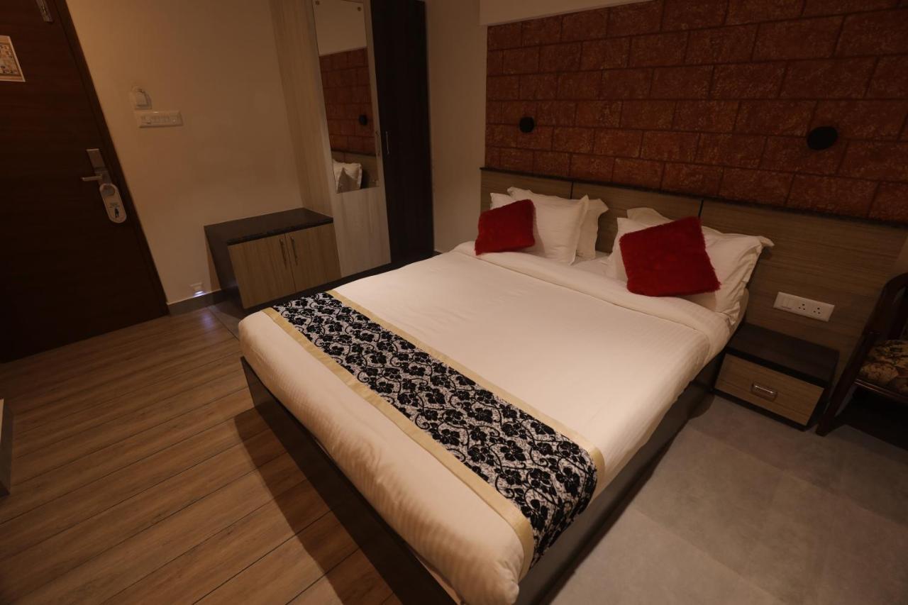 Bhavanam Regency Guruvayoor Guruvayur Exterior photo