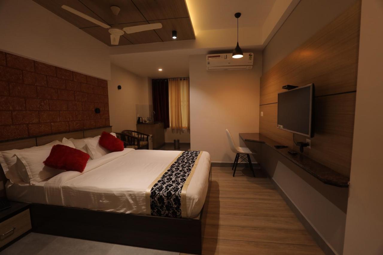 Bhavanam Regency Guruvayoor Guruvayur Exterior photo